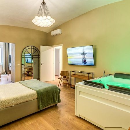 Apartamento Downtown Srl - Croce Di Malta Royale La Spezia Exterior foto