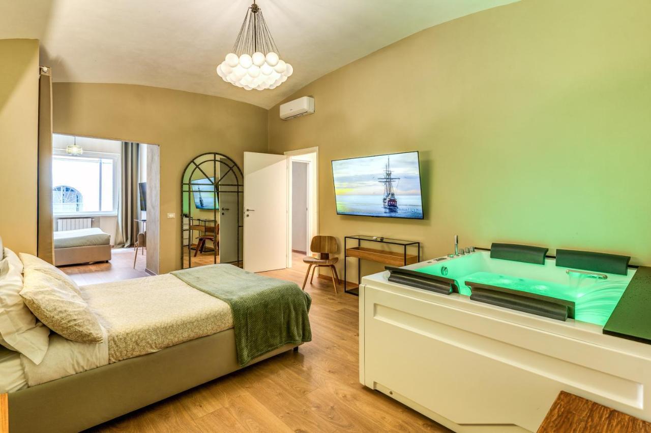 Apartamento Downtown Srl - Croce Di Malta Royale La Spezia Exterior foto